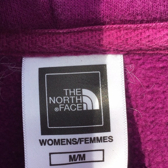The North Face crop hoodie sweatshirt. - Picture 6 of 8
